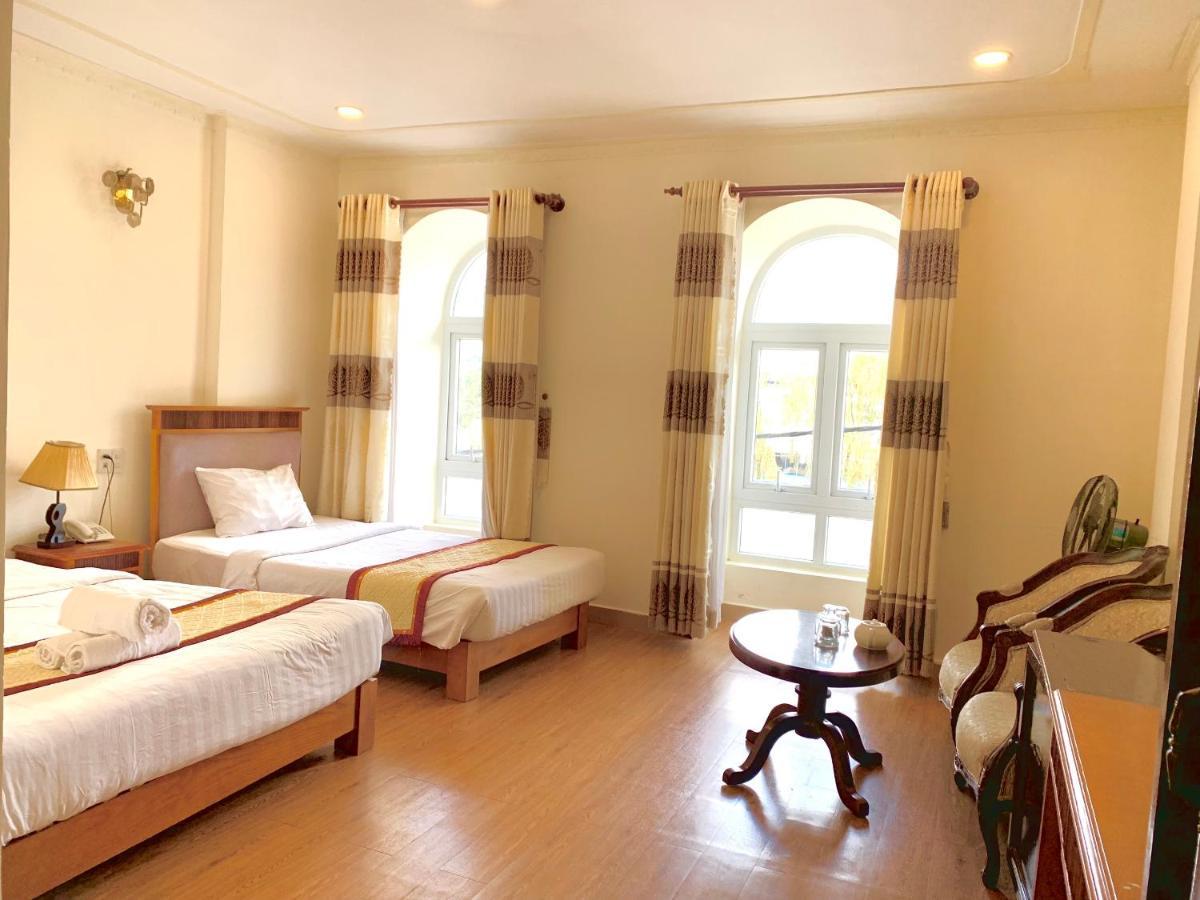 Anh Dao Hotel Da Lat Exterior photo